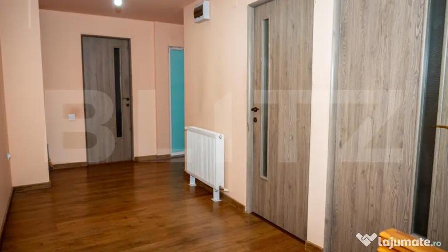 Casa 220 mp + Spa?iu Comercial 105 mp - Pia?a Centrala - 9