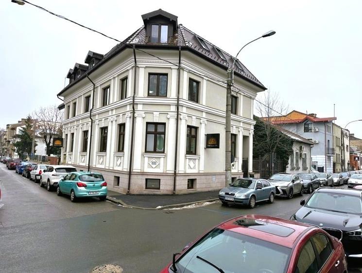 Spațiu versatil 3 camere, parter vilă – ideal office sau showroom - 9