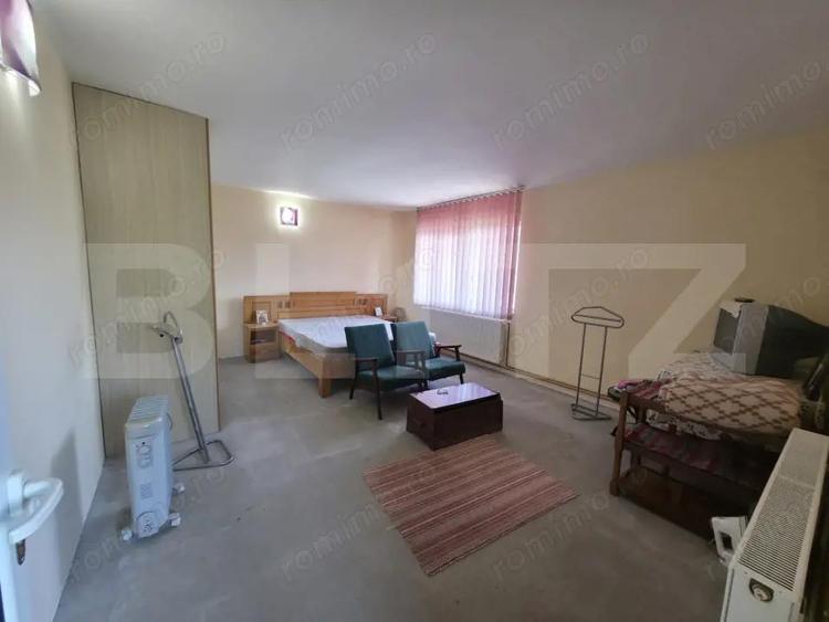 Casă cu 3 camere cu Teren 843 Mp în Central