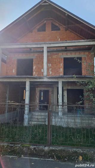 Casa de vanzare !!! - 2
