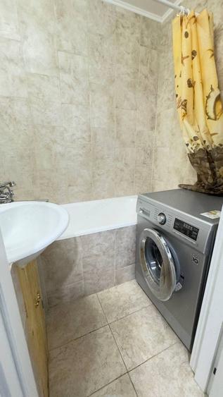 Apartament cu 3 camere de vanzare in zona Vlahuta - 3