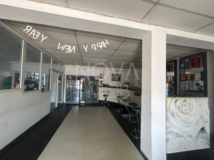 Spatiu de inchiriat, zona Calea Poplacii - 13