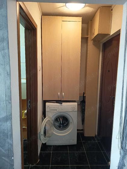 Inchiriez garsoniera zona Craiter Bra?ov - 1