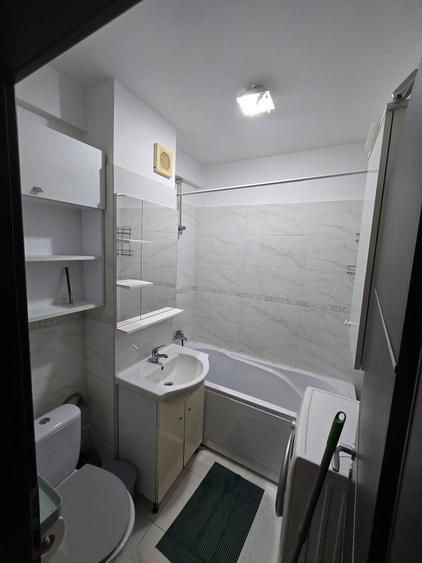 Inchiriere apartament 3 camere. Proprietar - 10