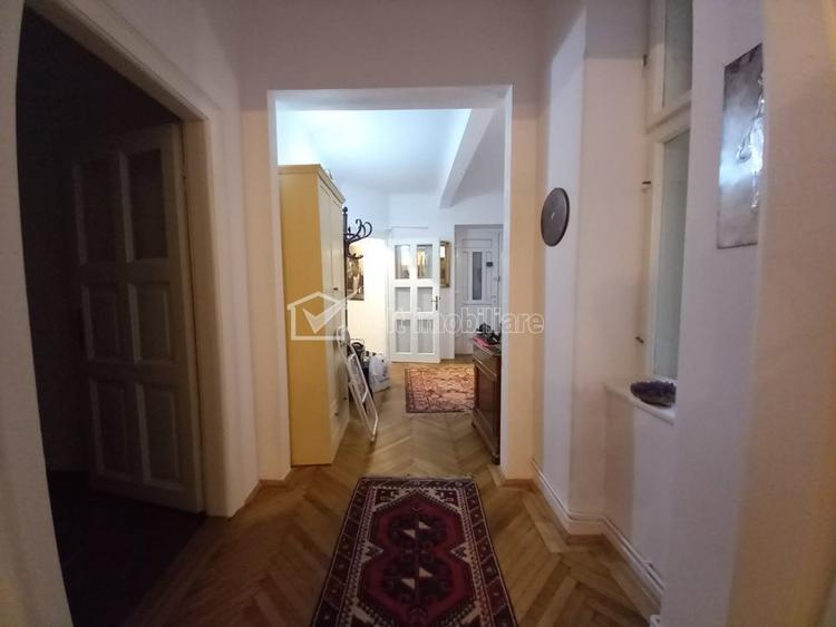 Vanzare apartament cu 3 camere 108 mp Piata Unirii - 2