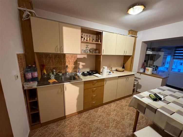 Apartament 3 camere, etaj 5, zona ultracentrala - mobilat - utilat - 5