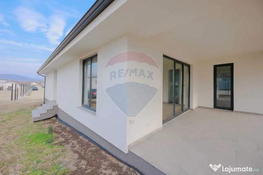 Casa de vanzare pe un nivel in Cartierul Tineretului, ... - 9