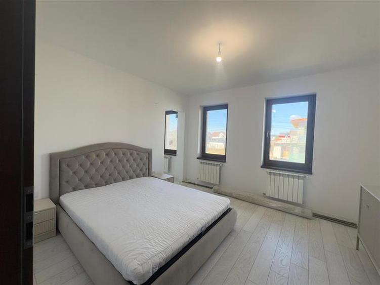 Vilă elegantă individuală în Valea Lupului  5 camere - 11