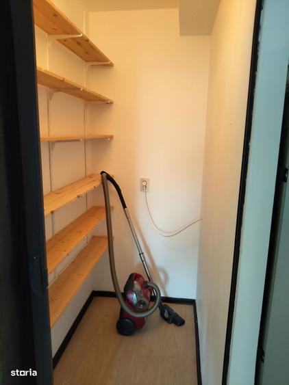 Urgent vand Studio 53 Mp langa mall Coresi eta1 Mobilat utilat Liber! - 5