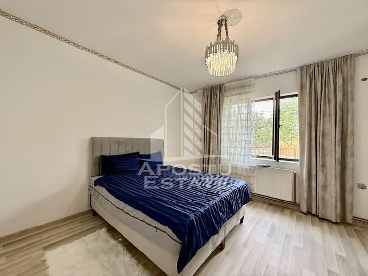 Casa individuala pe 2 fronturi stradale, renovata complet, zona Plopi - 1