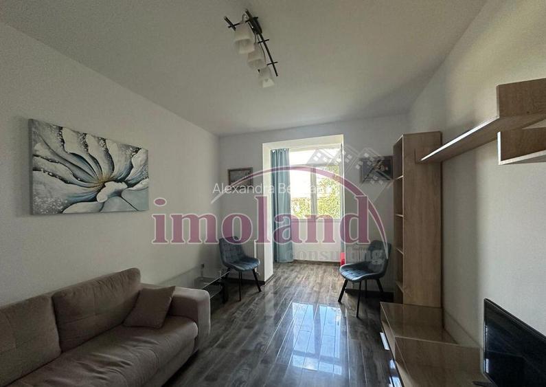 Vanzare - apartament 2 camere - renovat & mobilat&utilat ...