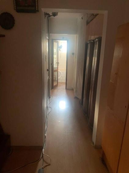 Apartament cu 3 camere decomandate, etajul 3/4, zona Nicolina - 6