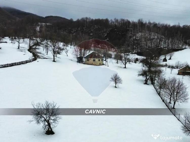 Teren 826mp in CAVNIC zona Pietrele Soimului cu o priveli... - 3
