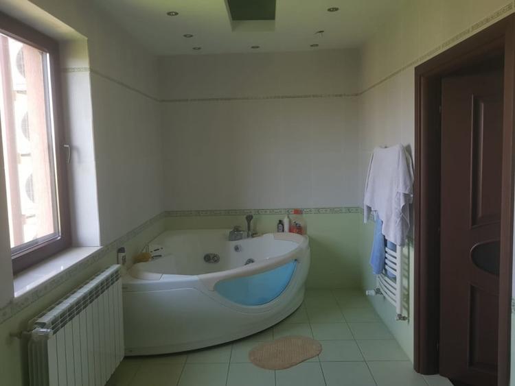 OCAZIE, VAND VILA  DE LUX 860 MP UTILI SI 1230 MP TEREN LANGA LACUL CERNICA - 18