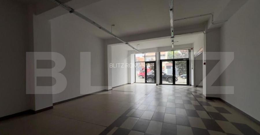 Spatiu comercial, 850 mp, Semicentral