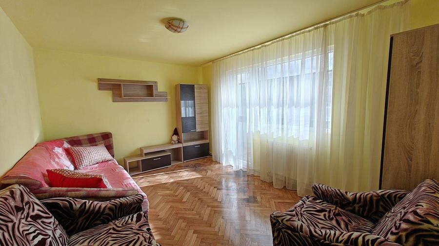 Apartament 4 camere, etajul 1, parcare, de inchiriat, Bucium - 1