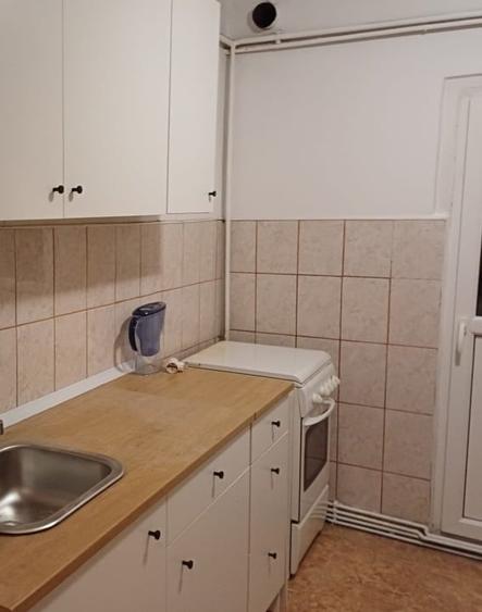 PF Apartament 3 camere, decomandat, zona Pacurari - Petru Poni, 64mp - 1