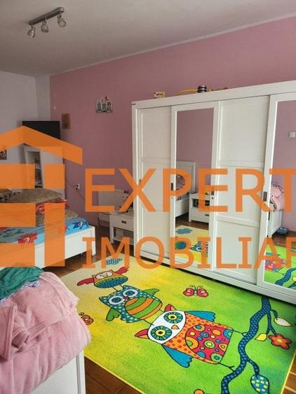 Casa situata in zona Bratianu din caramida - 6