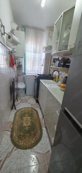 Apartament de vanzare Zarne?ti - 4