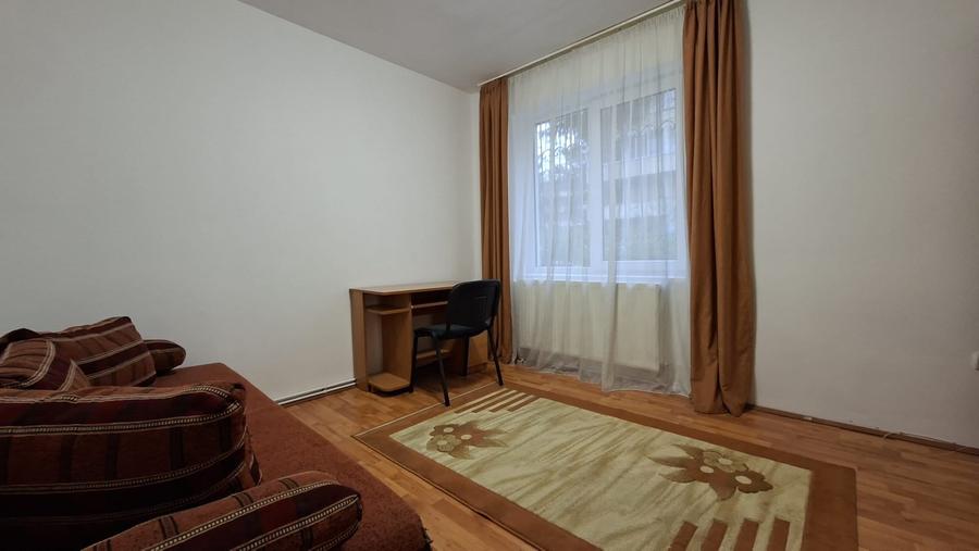 De vanzare apartament 2 cam, Tg. Mures, 7 Noiembrie Zona UMF - 4