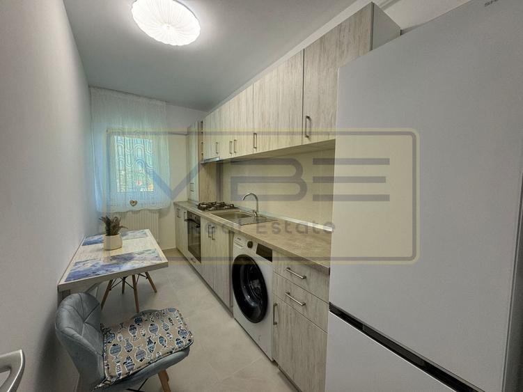 Apartament 1 camera Bucium Mega Image - 10