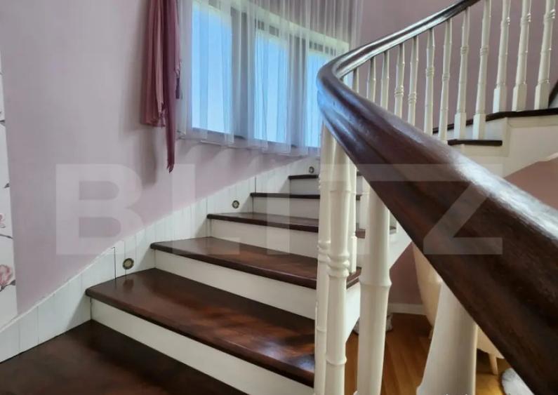 Vila Exclusivista , 300mp utili si teren de 1300mp, Santan - 11