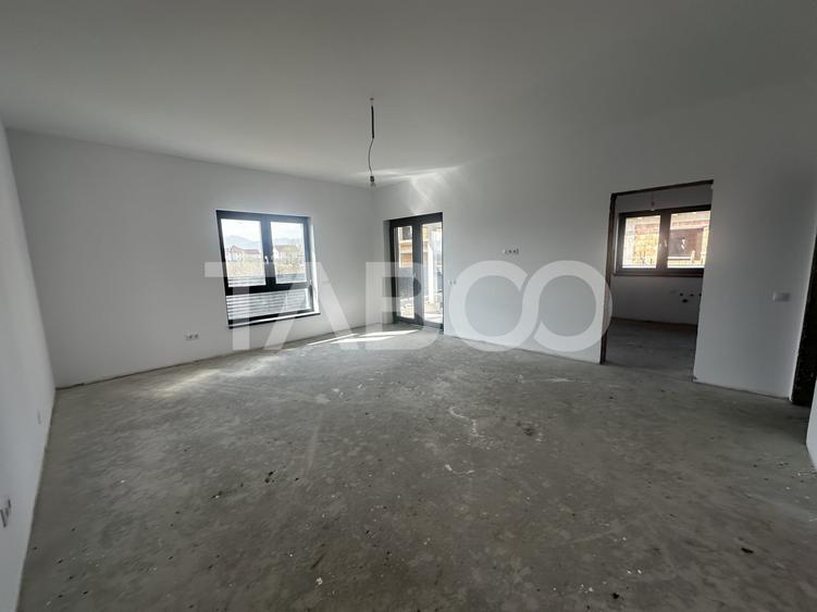 Casa individuala pe 1 singur nivel de vanzare in Cristian - 2