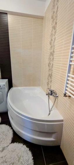 Apartament cu 2 camere semidecomandat în Berceni
