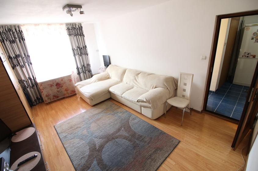 Ap. 2 decomandate ICFrimu, zona Nae Leonard, etaj 3 - 2