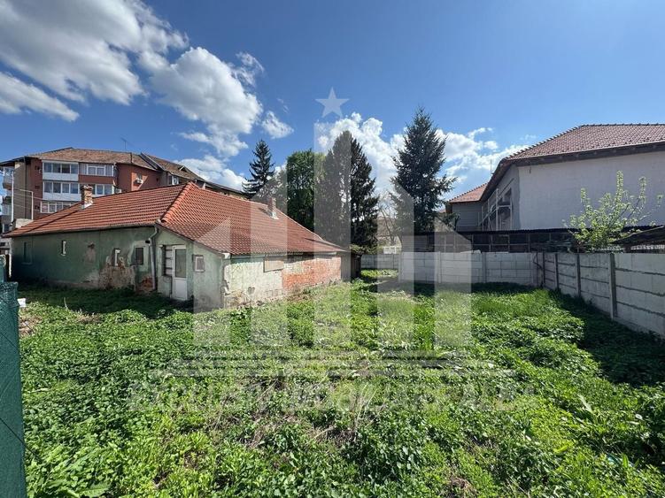 Teren intravilan | De vanzare | 818 mp | 20 ml deschidere | Cetate - 3