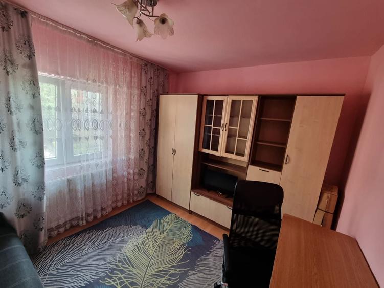 Proprietar inchiriez apartament cu 2 camere zona Lipovei - 2