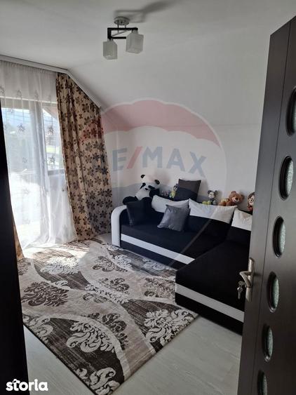 Casa / Vila cu 5 camere de vanzare - 7