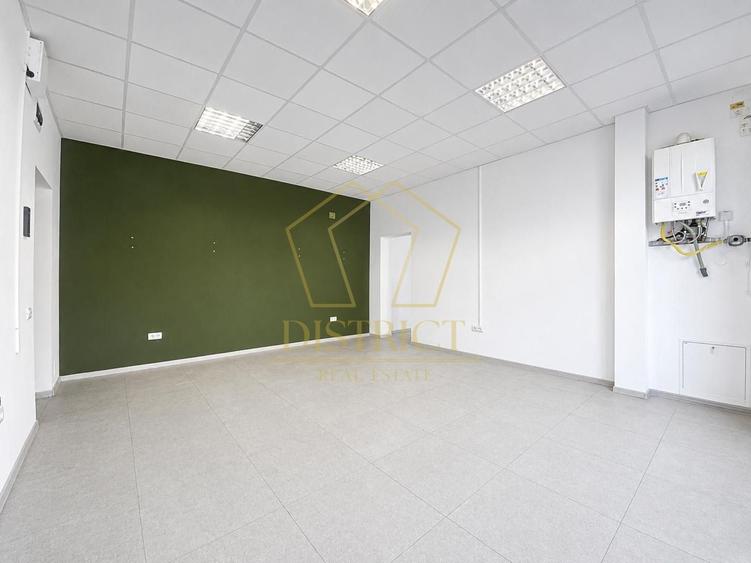 Spațiu comercial, de 37.799999237061 mp, în Dumbrăvița