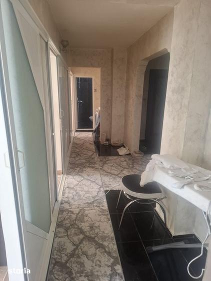 Apartament 4 camere cu balcon ?i aer condi?ionat - 7