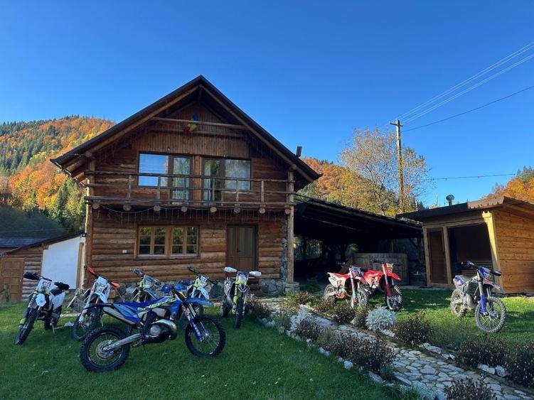 Casă cu 4 camere în Lunca Vișagului