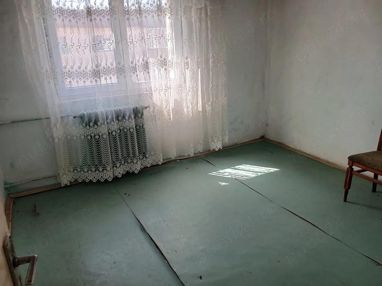 Apartament cu 2 camere decomandat în Ostroveni