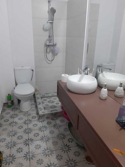 Apartament cu 3 camere decomandat în Păcurari