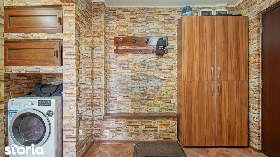 Apartament cu 2 camere decomandat în Triaj