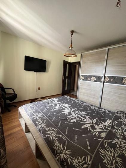 Apartament cu 3 camere decomandat în City Park Mall