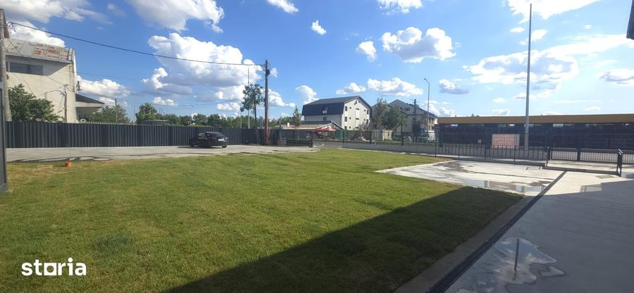 Spațiu comercial, de 28 mp, în Străulești