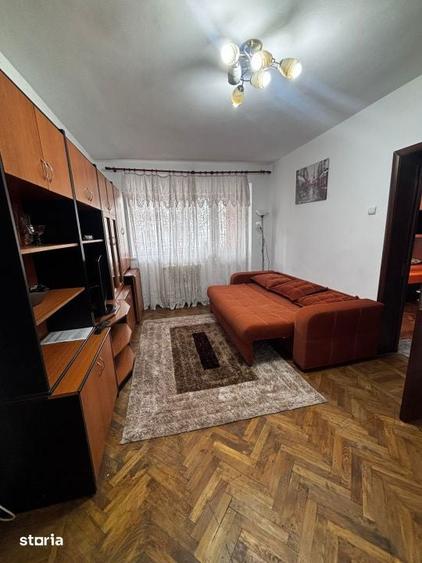 Apartament cu 2 camere semidecomandat în Giulești