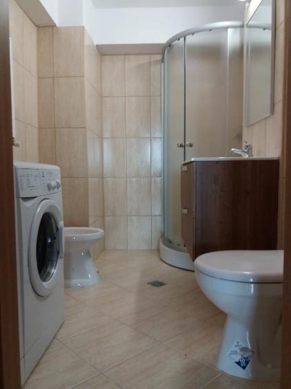 Apartament cu 2 camere decomandat, mobilat în Ultracentral
