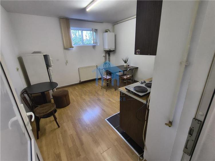 Apartament cu 2 camere decomandat în Andrei Mureșanu