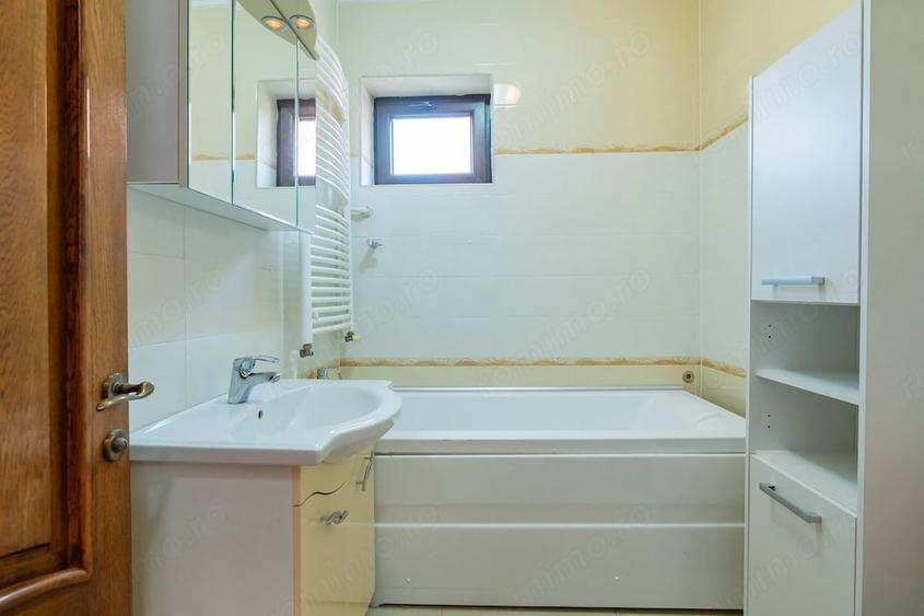 Casă cu Teren 395 Mp în Sud