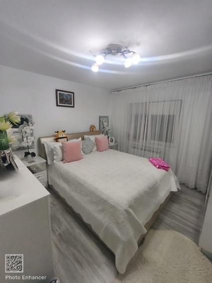 Apartament cu 2 camere decomandat în Siret