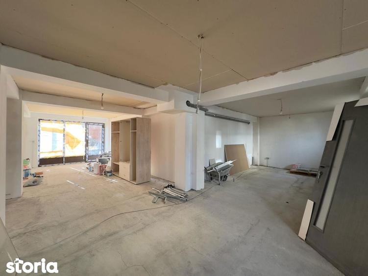Spațiu comercial, de 176 mp, în Bârnova