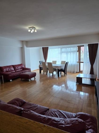 Bd. Mamaia – Delfinariu| 3 camere mobilat, utilat | 104 mp | Garaj subteran - 7