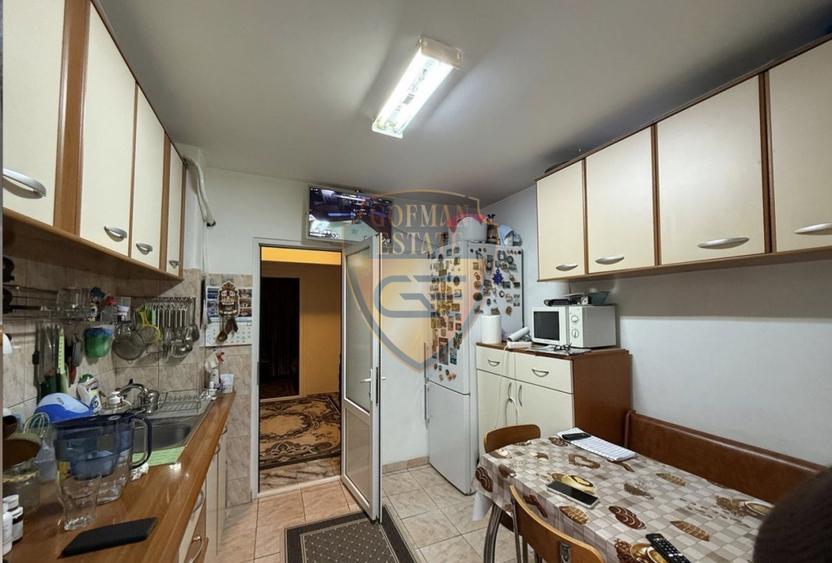 4 camere, Poarta 6, Etaj 2/4, mobilat si utilat, centrala gaz, A/C, 66.5mp, balc - 7