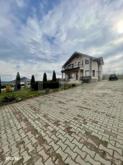 Casă cu 5 camere cu Teren 800 Mp în Central