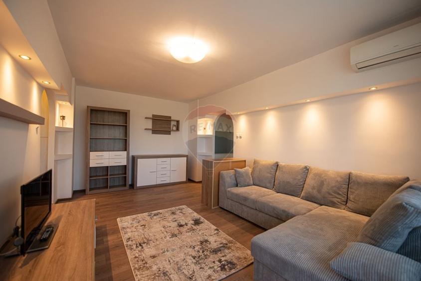 Apartament cu 3 camere de vanzare, parcul Moghioros Drumul Taberei - 11